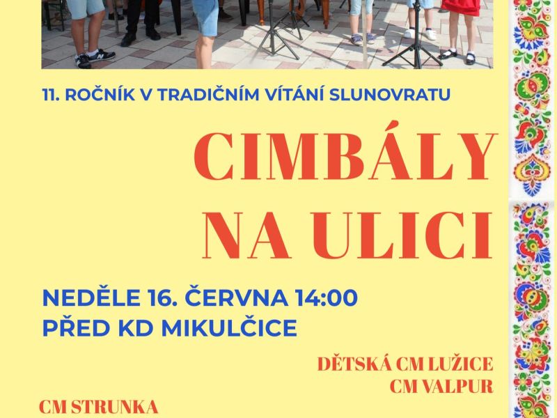 Cimbály na ulici